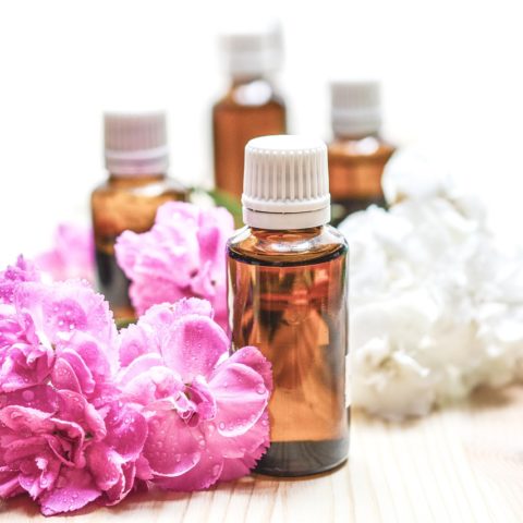 essential-oils-1851027_1280 essential-oils-1851027_1280