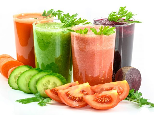 vegetable-juices-1725835_1280 vegetable-juices-1725835_1280